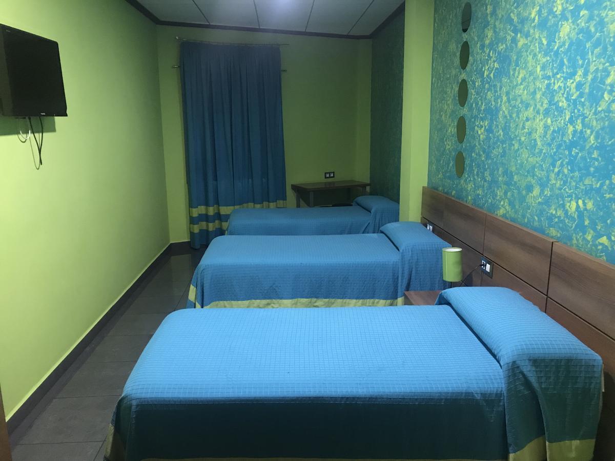 Hostal Kavanna San Pedro de Merida エクステリア 写真